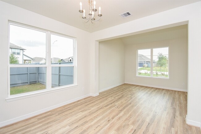 Photo - 32426 Fly Fish Wy