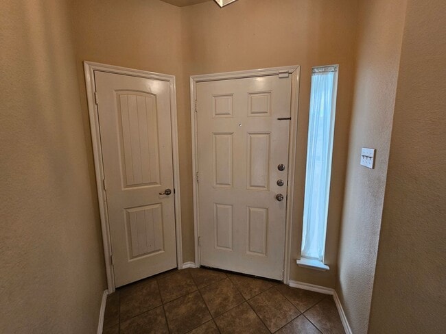 Photo - Available now ready for immediate move in  $500 off second month's rent move in special