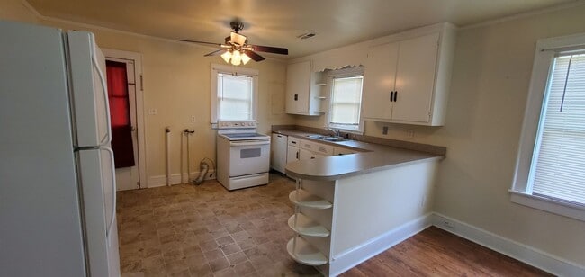 Photo - Cozy Home in a Convenient Location