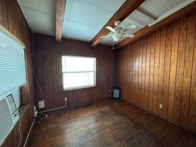 817 Edgewood St Unit B