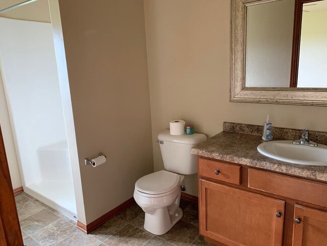 Photo - 2 Bedroom, 2 bathroom apartment IMMEDIATE MOVE IN