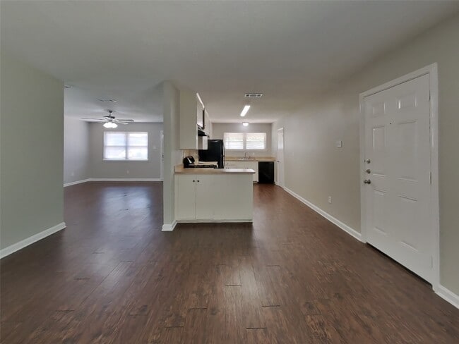 Photo - 5234 Jorns St