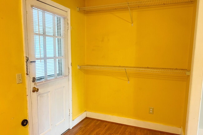 Photo - 4602 Norwich Rd