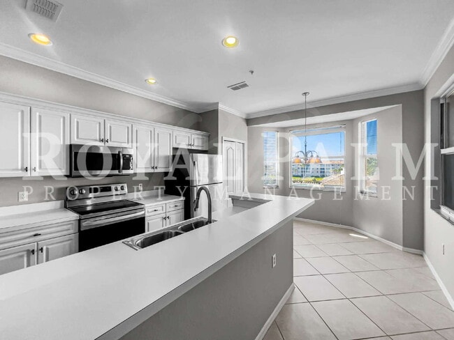 Building Photo - Swipe Right on This Estero 2-Bedroom Condo — Elevator Access + $500 Off If You Apply Before FEB 28!
