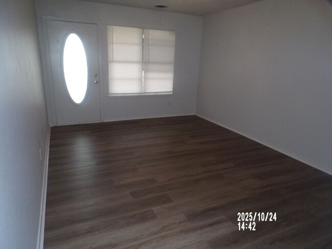Photo - Very Nice home located in the Sullivan Vil...