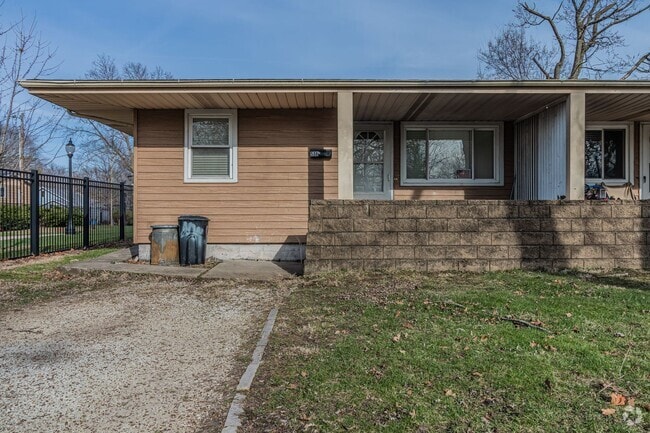 Building Photo - Garfield-Nelson Unit 508 1/2 Rental