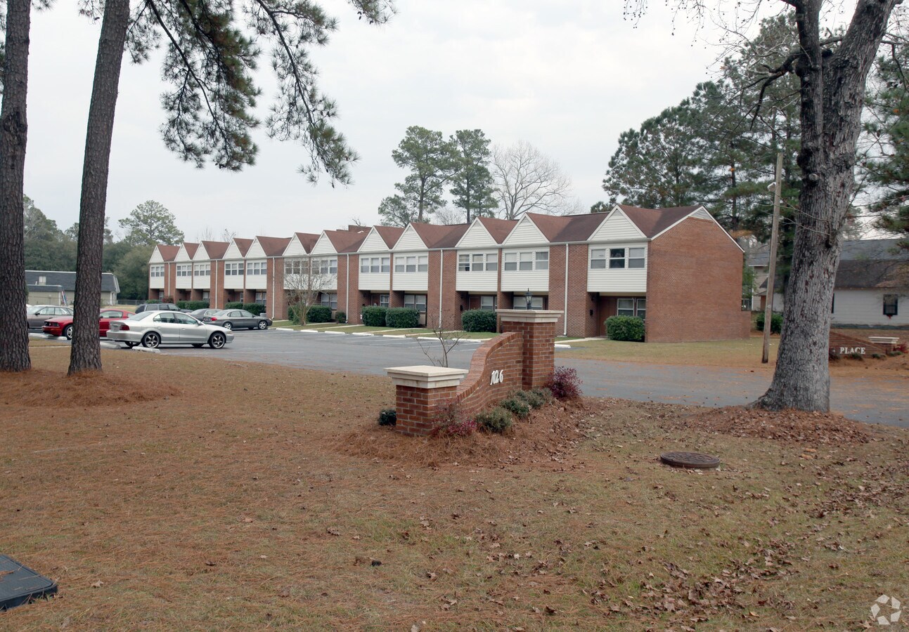 Tudor Place - Tudor Place Apartments