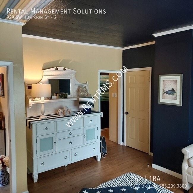 Photo - 929 SW Huntoon St Unidad 2