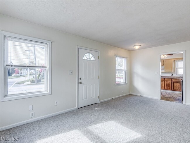 Photo - 2703 Oakwood Dr