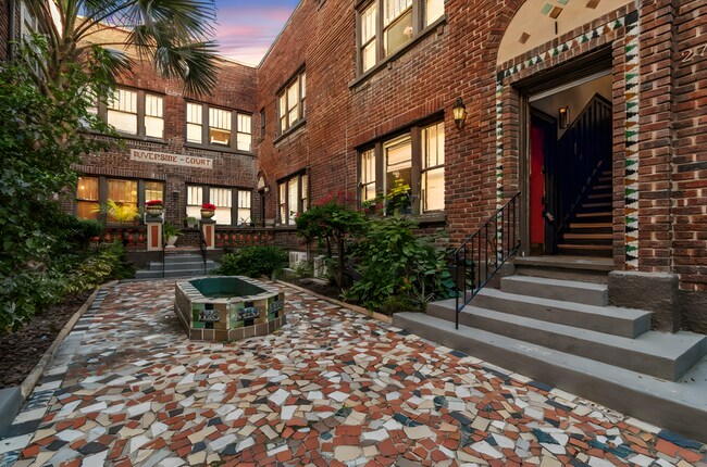 Building Photo - 2738 Riverside Ave