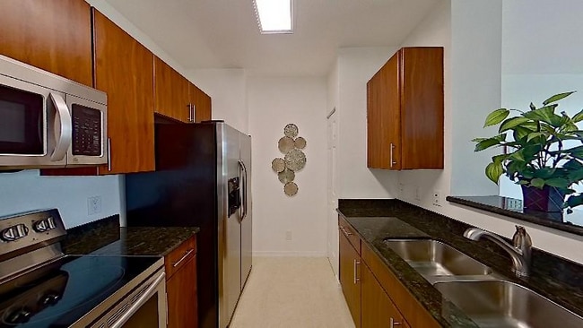 Photo - 2421 NE 65th St Unit 22