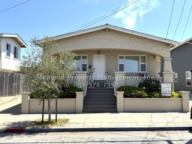 Building Photo - Spacious 3-Bed, 1.5-Bath Home with Private...
