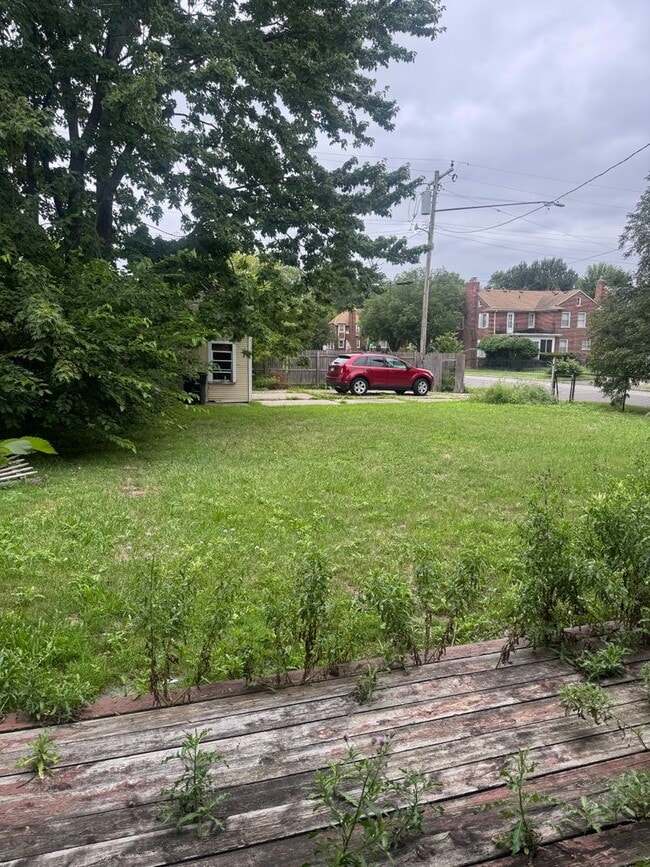 Photo - 16100 Glastonbury Rd