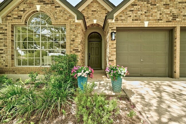 Photo - 10612 Watchful Fox Dr