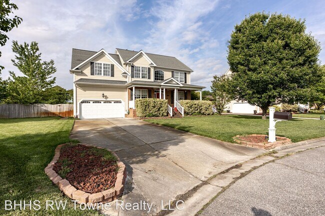 4 br, 2.5 bath House - 1237 Spruce Lane - 4 br, 2.5 bath House - 1237 Spruce Lane