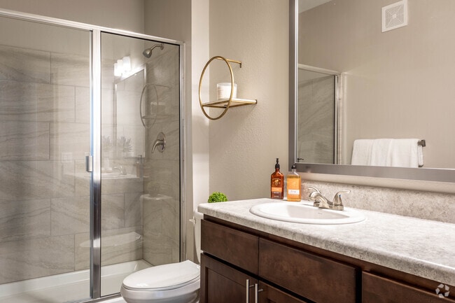 The Silverton - 2Bd/2Ba