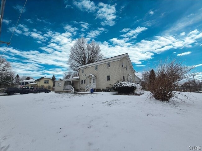 Building Photo - 74 W 1st St S