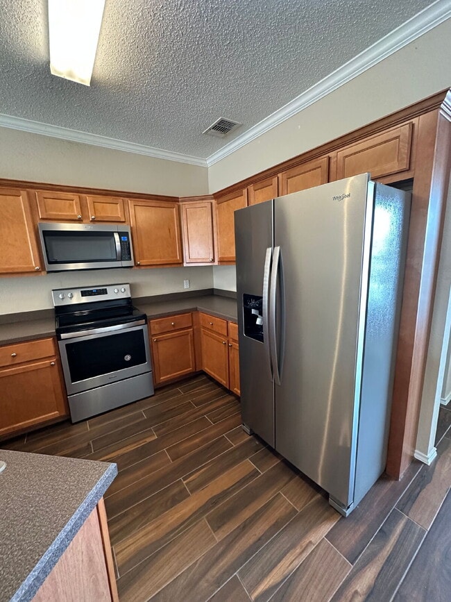 Photo - 2108 Main St Unit 2