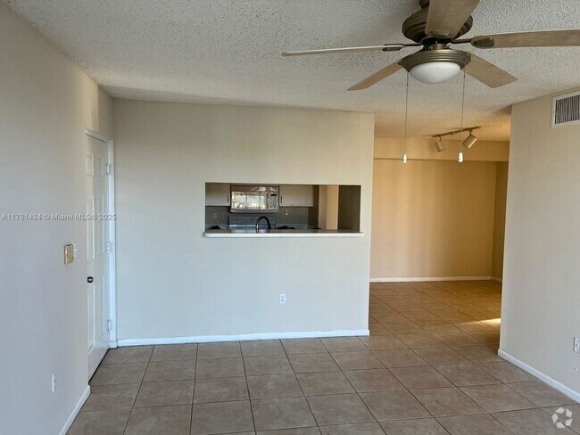 Building Photo - 2061 Renaissance Blvd Unit 102 Rental