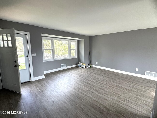 Photo - 416 Hooper Ave