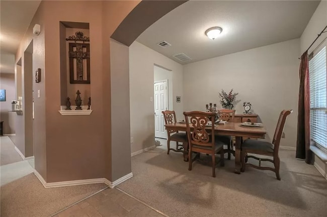 Photo - 10215 Waterbury Dr