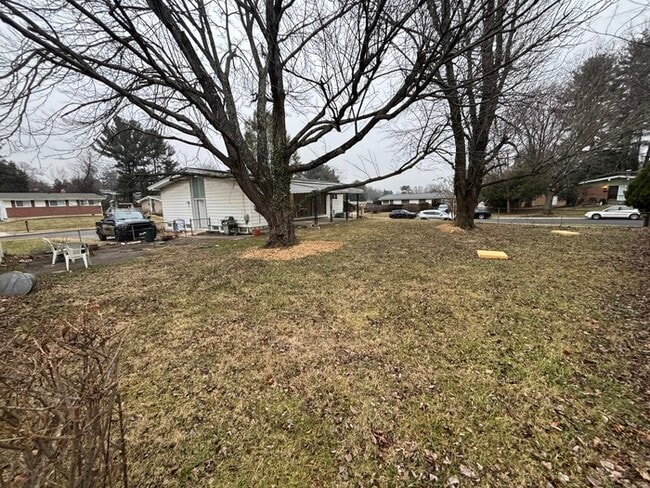 Photo - 5 Bedroom Home