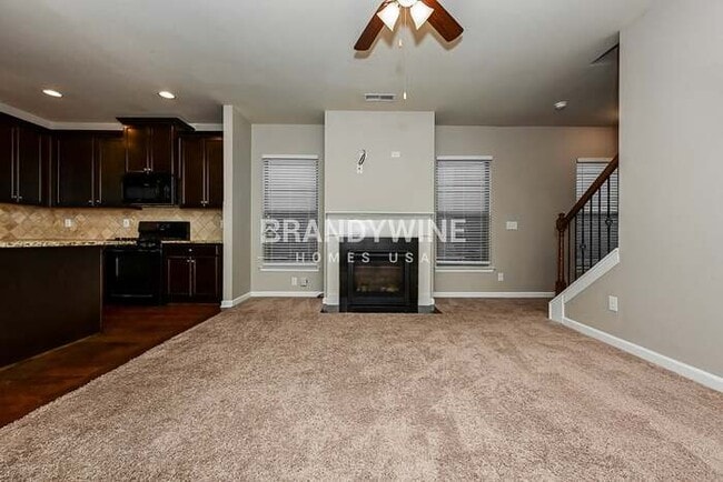 Photo - 230 Emporia Loop