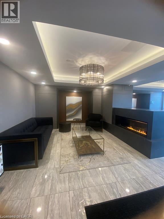 Photo - 5055 Greenlane Rd Unité 521