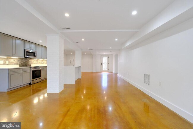 Photo - 1239 Simms Pl NE Unit 5