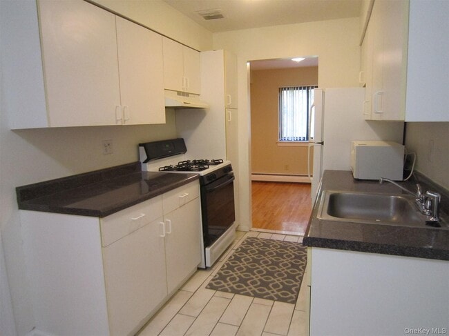 Photo - 14 Charles Ln Unit 1B