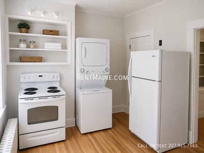 Photo - 8 Linden St