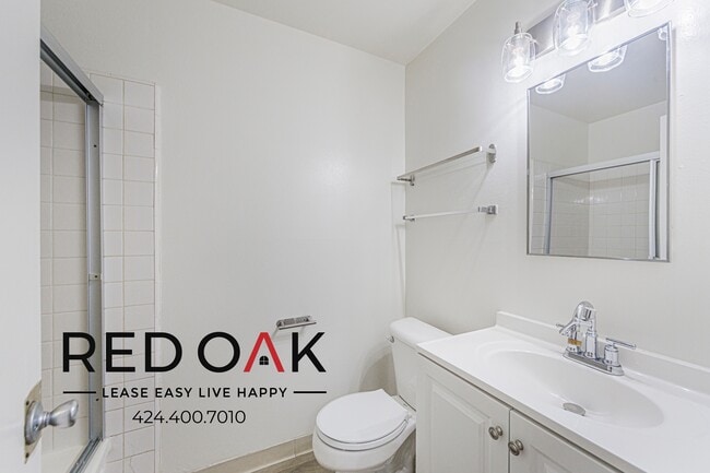 Photo - 2748 Montrose Ave Unit 5