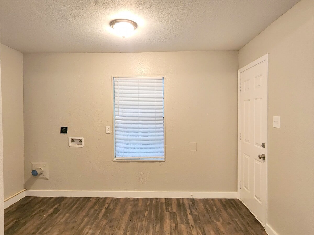 Photo - 1106 2nd Ave N