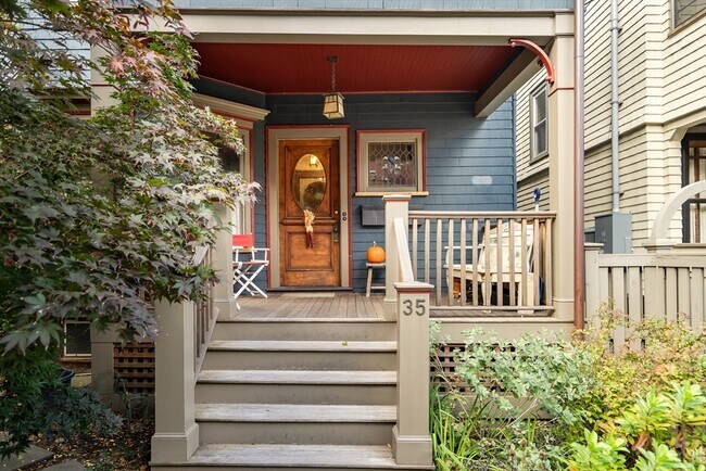 Photo - 35 Norris St Unit 2