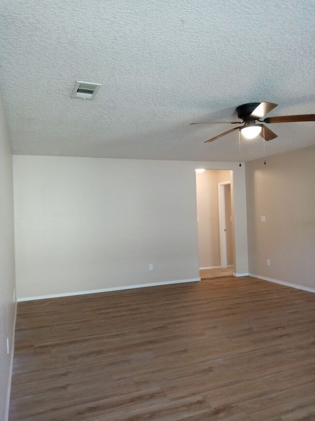 Photo - RIO RANCHO THREE BEDROOM