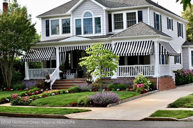 Photo - 312 Essex Ave