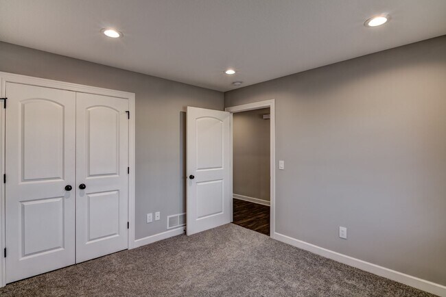 1636-A Charleston Drive