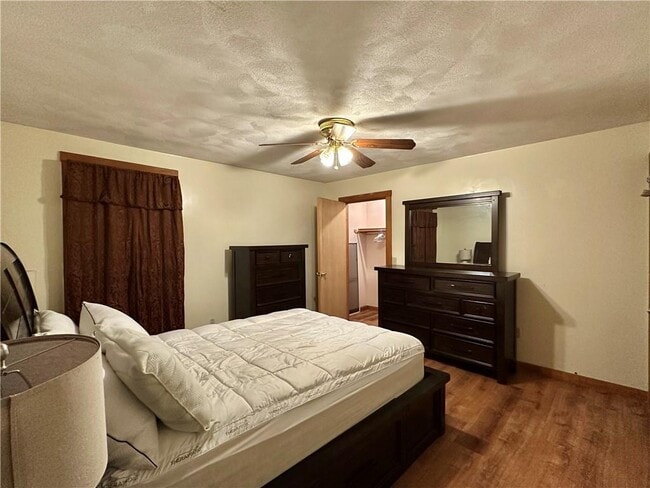 Photo - 44 Beatrice Ave Unit 2