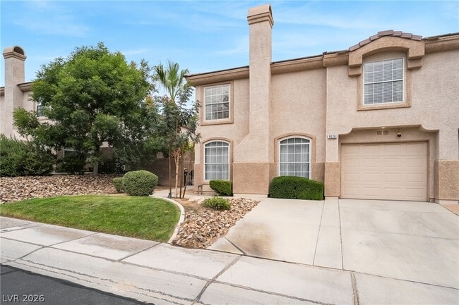 Photo - 1626 Hennepin Dr