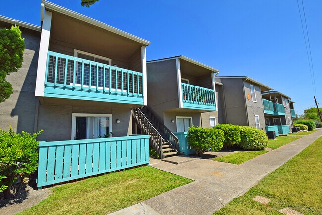 Four Winds Apartment Homes