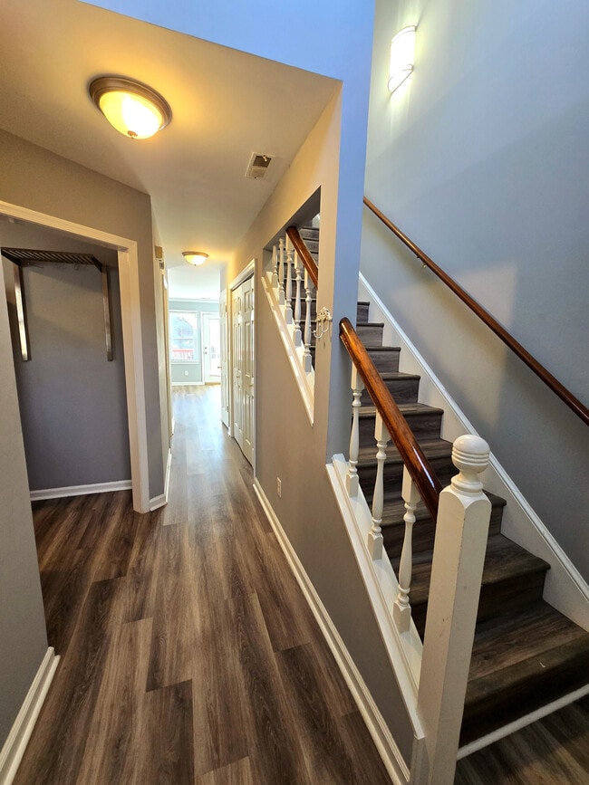 Photo - 2808 Shadowbrook Ln