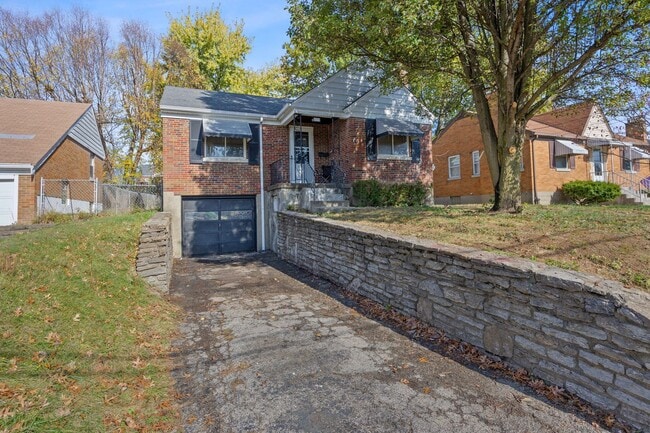 Photo - BRIDGETOWN - Adorable spacious 2 bed 1 bath brick ranch.