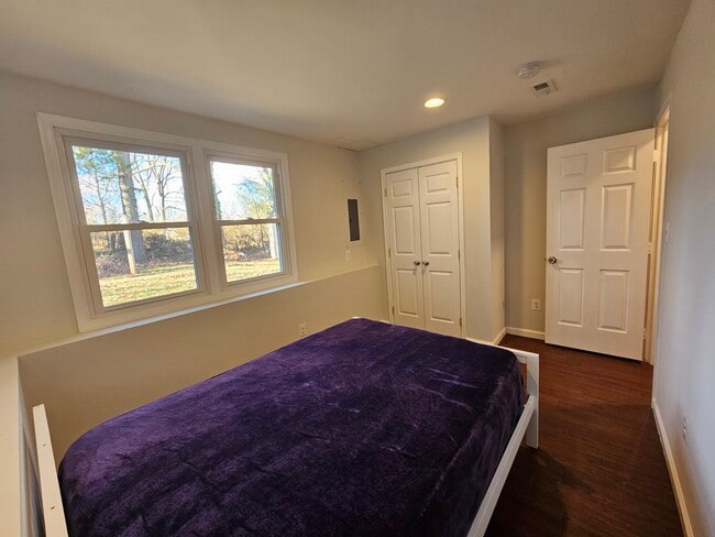 207 N Cameron St Unit Basement Apartment