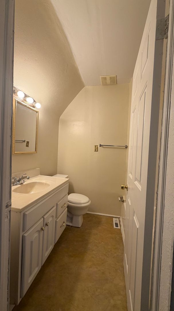 Photo - 2 bed Home for Rent .....Drive by and take a look!!!