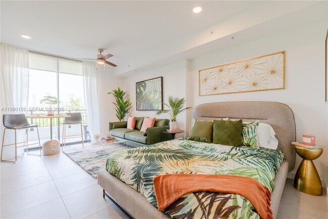 Photo - 1005 Spring Garden Rd Unit 748