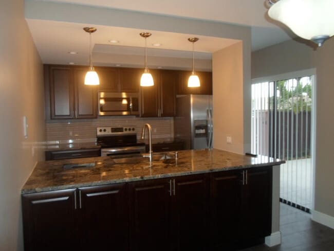 Photo - 2928 SW Sunset Trace Cir