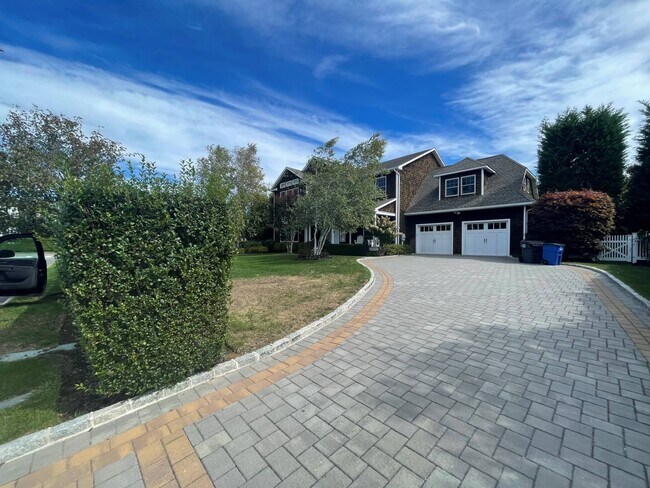 Photo - 18 Spring Ln