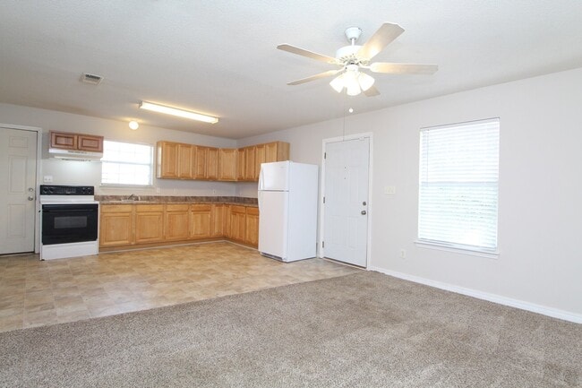 Photo - Updated 3BR/1BA Patio Home in Northeast Pe...