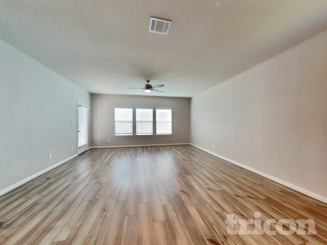 Photo - 13630 Paxton Blvd