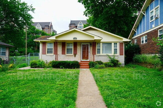 Building Photo - 1409 Acklen Ave Rental